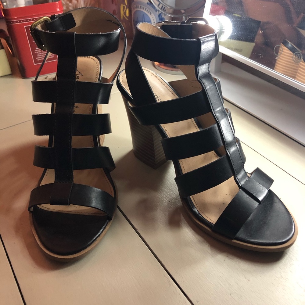 American Eagle Heels